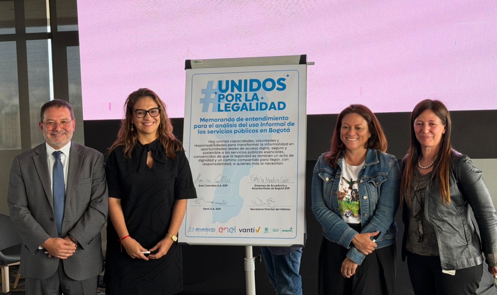 Acuerdo por el uso legal de los servicios públicos en Bogotá