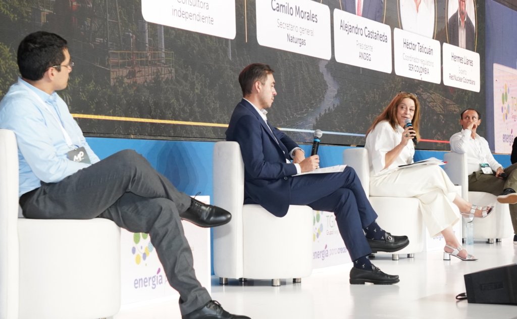 Colombia enfrente a un racionamiento simultáneo de electricidad y gas
