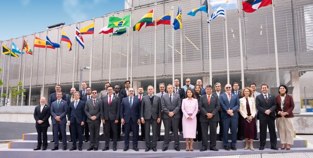 CAF aprueba USD 1.250 millones para cinco proyectos en Colombia